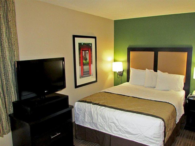 Extended America - Boston - 2* Woburn